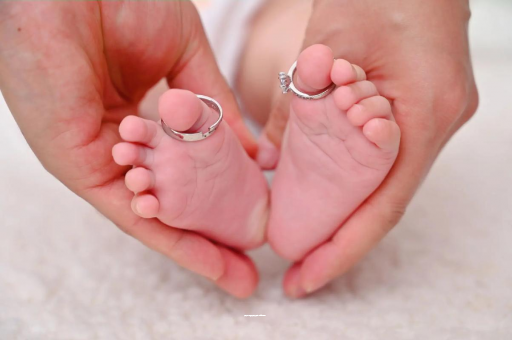 伊犁五个月孕妇肚子多大